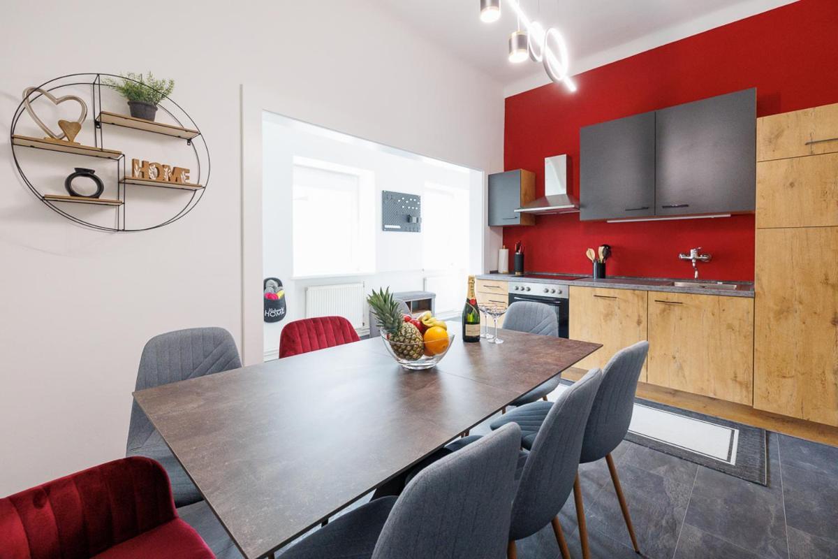 New Shalalaliving Vienna Spacious Home For Family & Friends מראה חיצוני תמונה